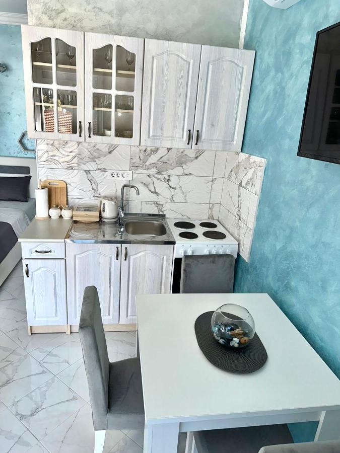 Albomi Apartment Kotor Luaran gambar